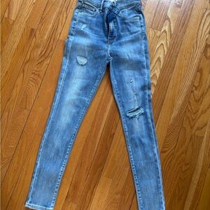 Aritzia Light Blue Distressed Skinny Jeans